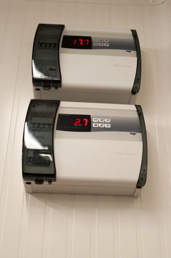 Isotherme constructie, toonbankmeubel en instapkoelcel — foto 3
