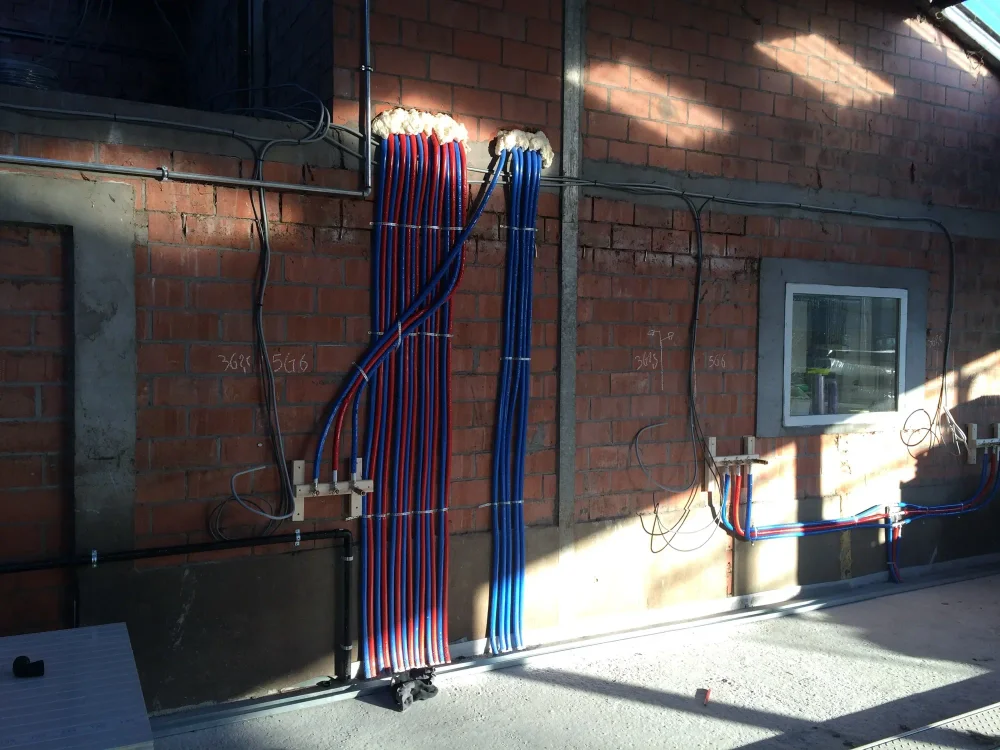 Kaasmakerij en koelcellen in een bestaande hoeveschuur — foto 2